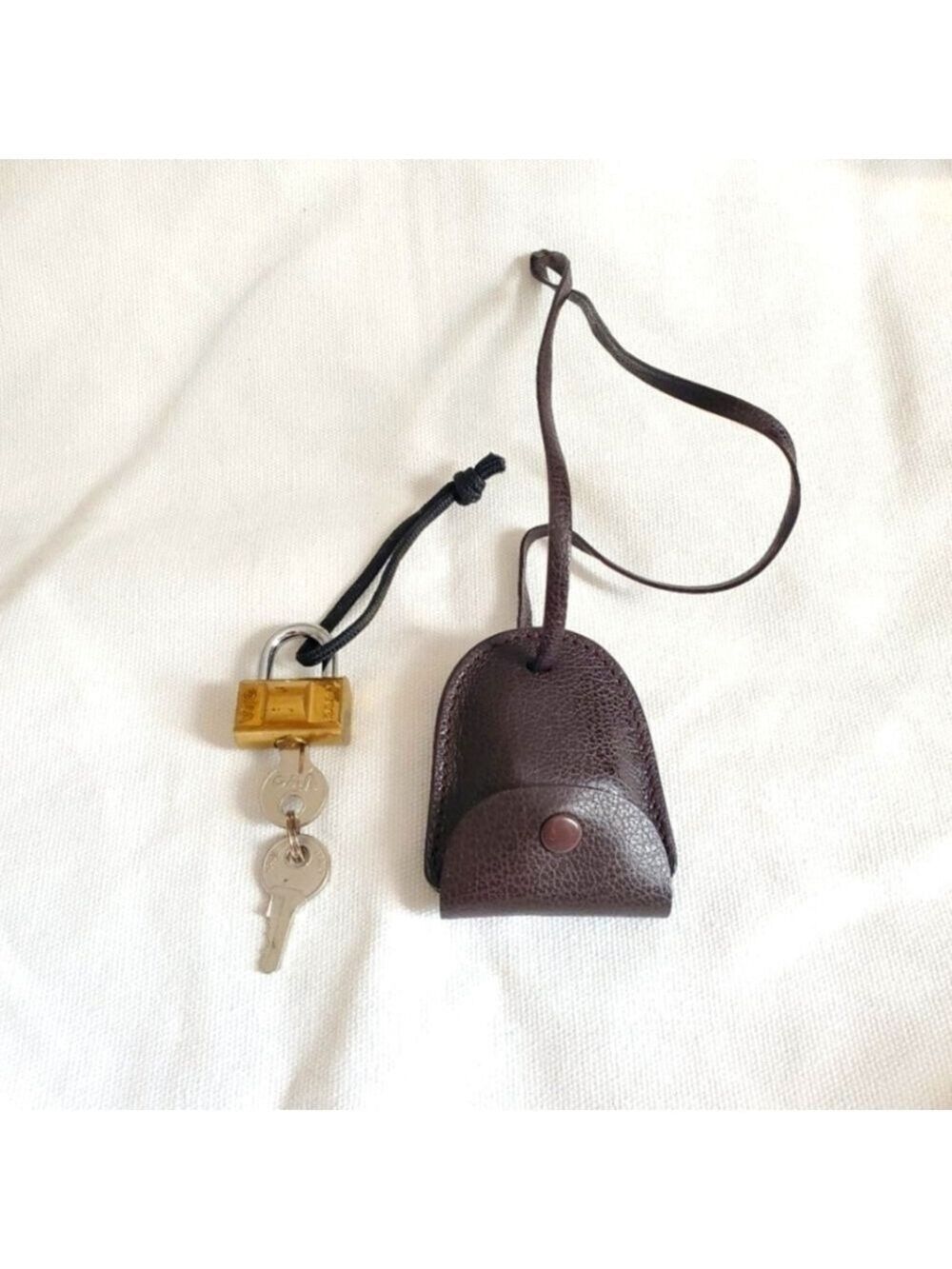 Vintage Gucci Lock and Keys Espresso Leather Clochette Gold Brown